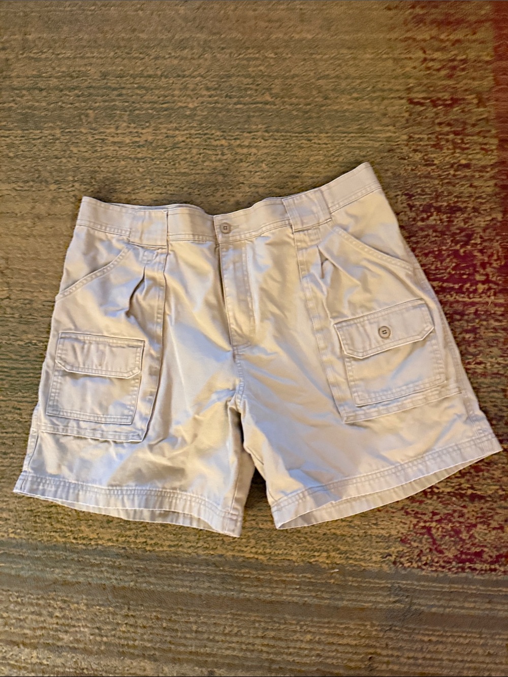 Cabela's Men's Light Tan Casual Shorts